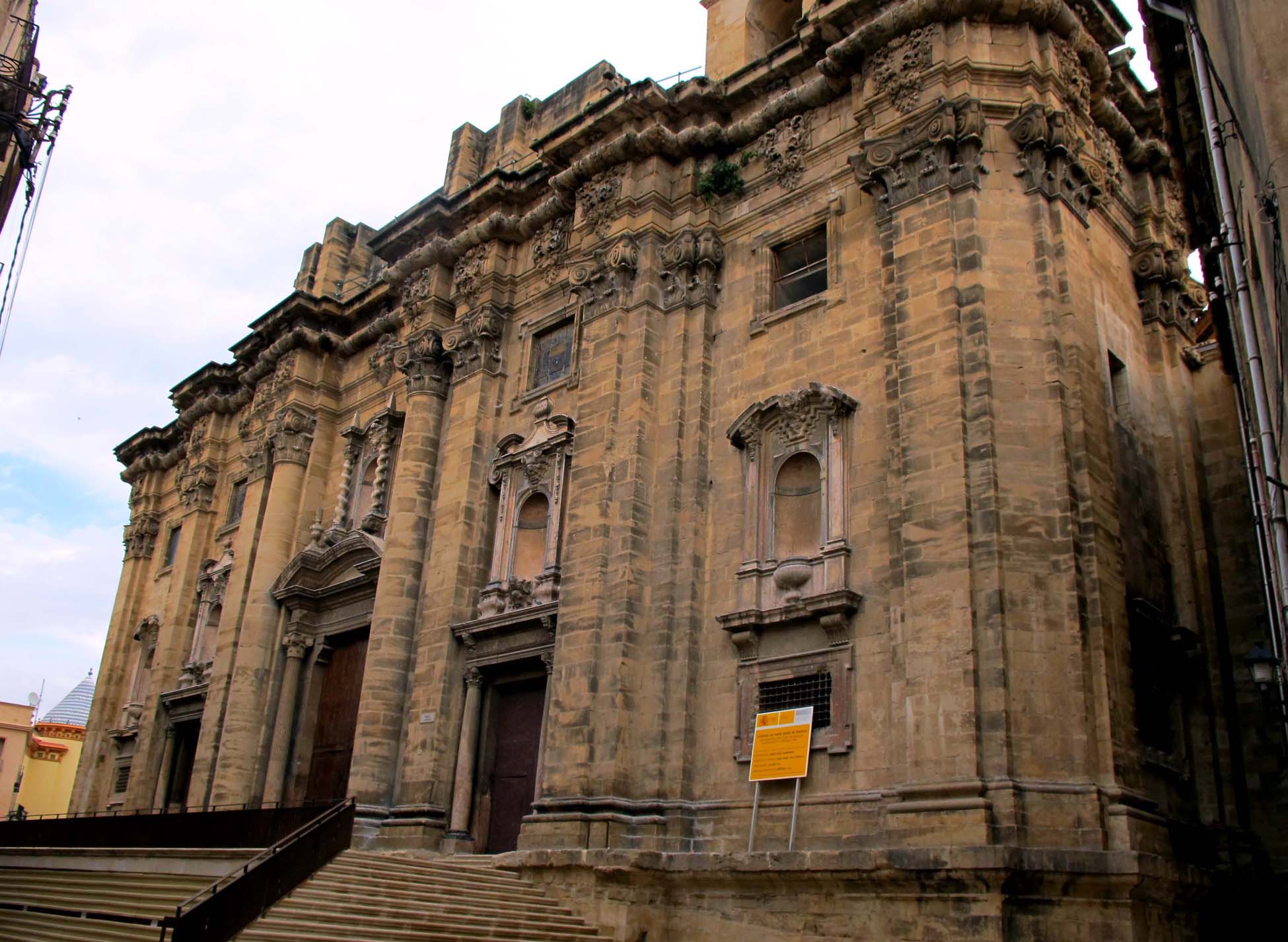 Fachada_Catedral_Tortosa_Termitas